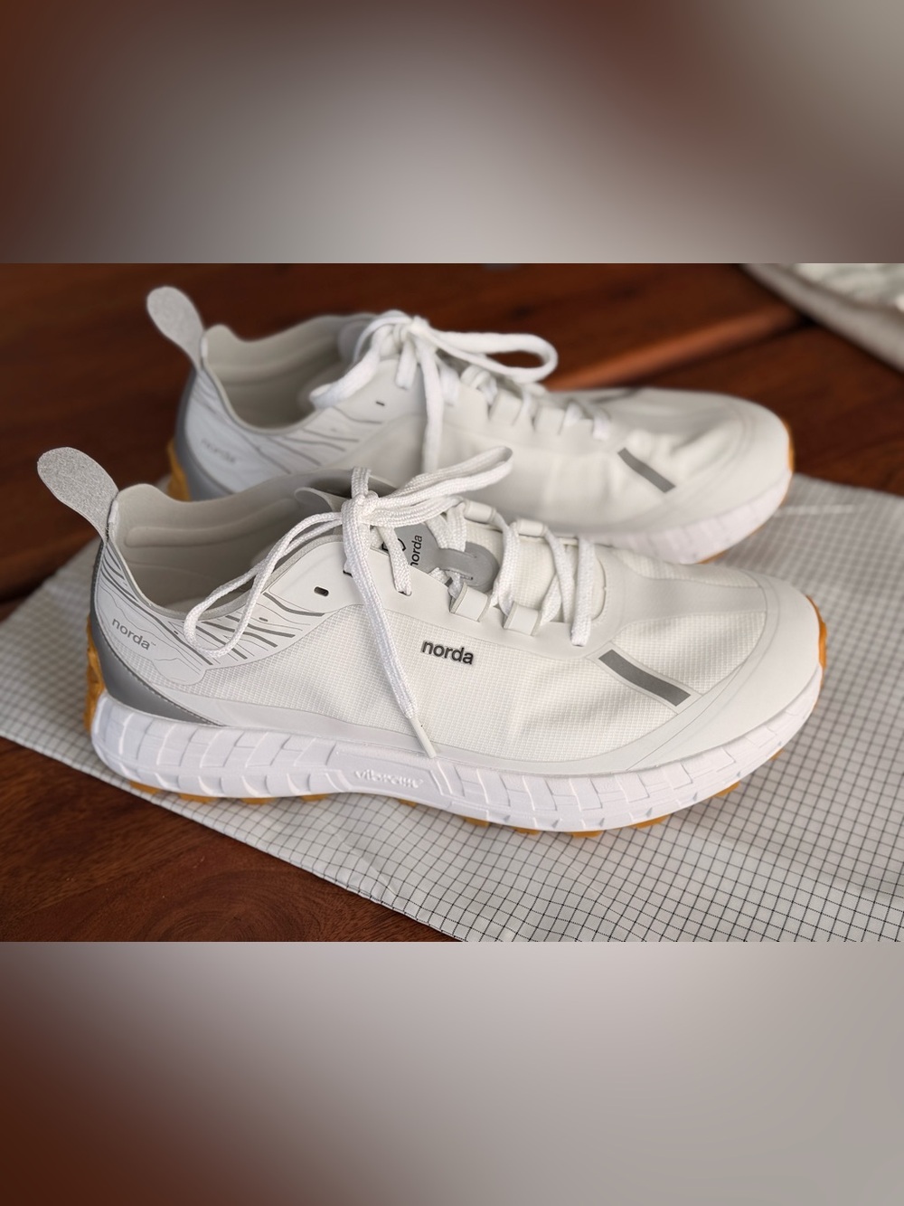 NORDA White Trail run Sneakers
